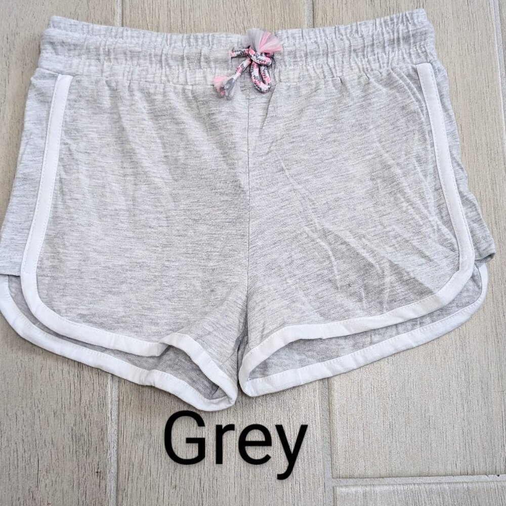 Kids' Soft Grey Elastic-Waist Shorts with Braided Tassel Drawstring NWOT